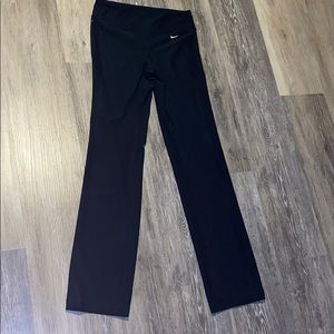 nike woman’s yoga pants